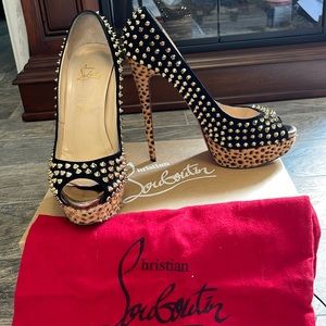 Louboutin Lady peep gold spikes leopard